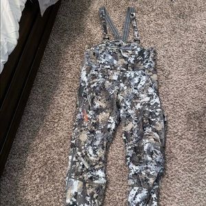 Sitka fanatic lite bib size MT optifade elevated 2